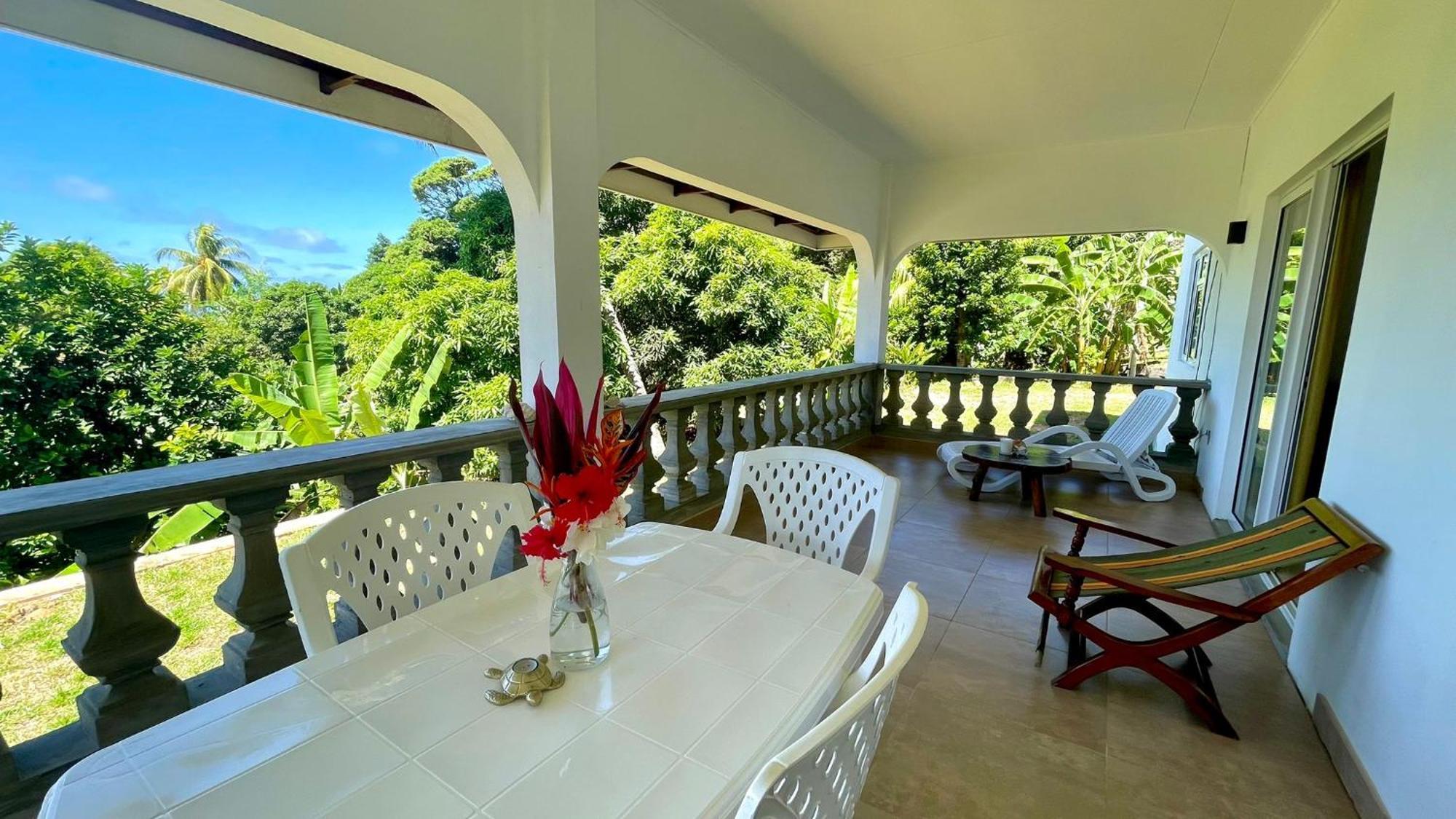 The Songbird Villa Pointe Au Sel Экстерьер фото
